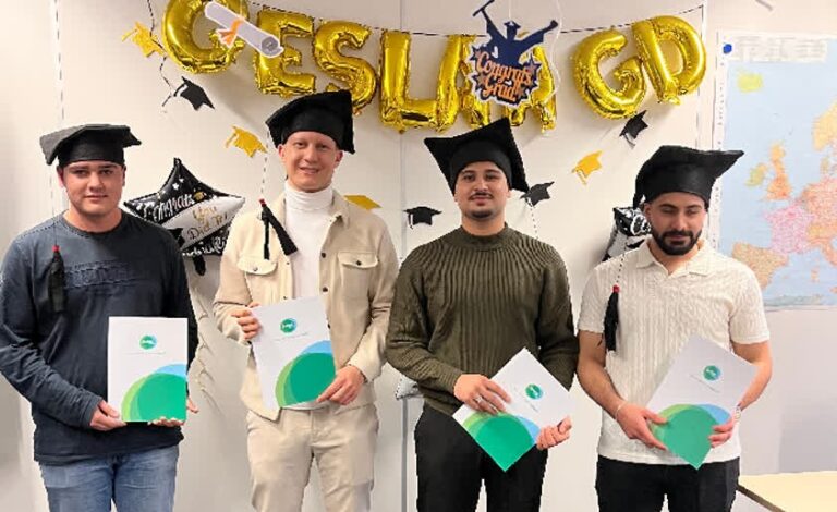 Eerste statushouders ontvangen diploma Da Vinci: stap naar mbo-opleiding