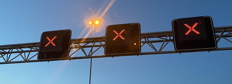 Hulpverlener mishandeld langs A16