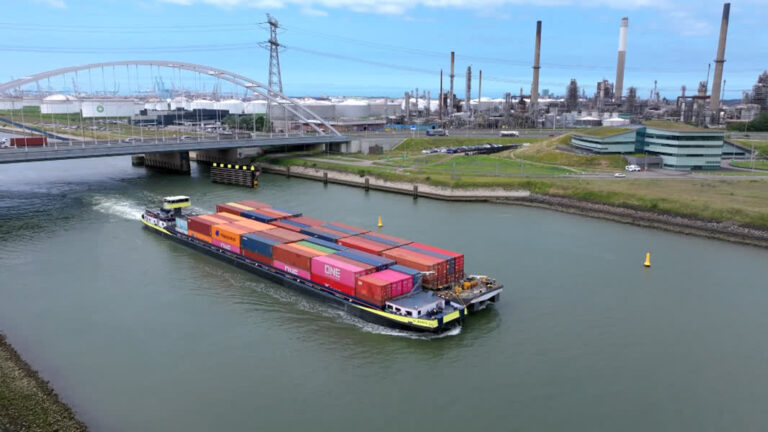 Schoner dan ooit: dit waterstofschip vaart zonder uitstoot