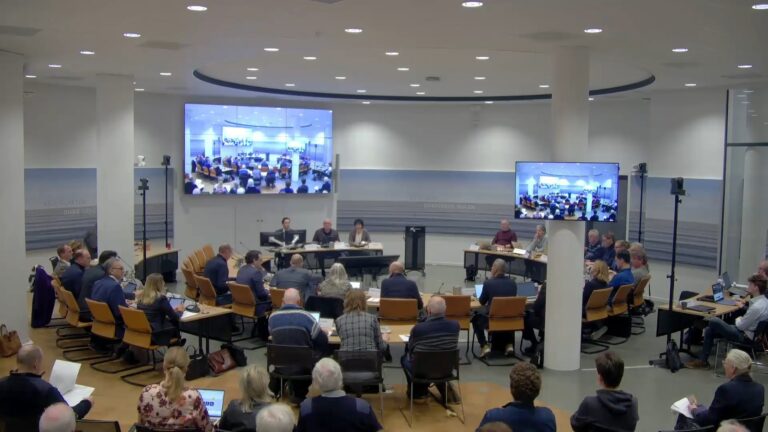 Onenigheid in de gemeenteraad: kunnen we nieuwe VO scholen nu wel of niet betalen?