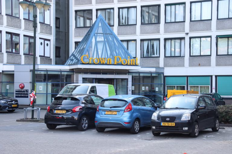 CrownPoint mogelijk langer open: Dordrecht wacht op flexwoningen voor Oekraïners