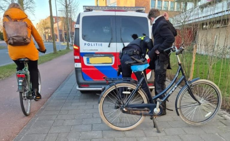 Minderjarige jongen met mes aangehouden op Leerpark in Dordrecht