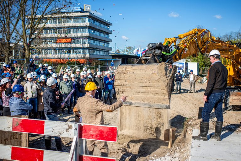 Officiële start voor bouw negende en laatste fase Merwehoofd 