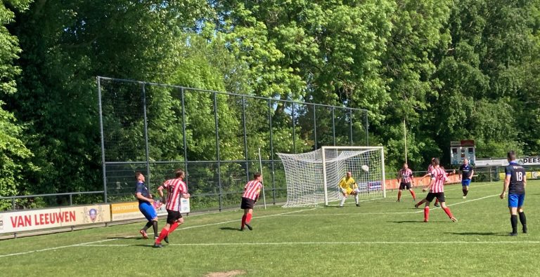 Drechtstreek wint nipt van Groote Lindt