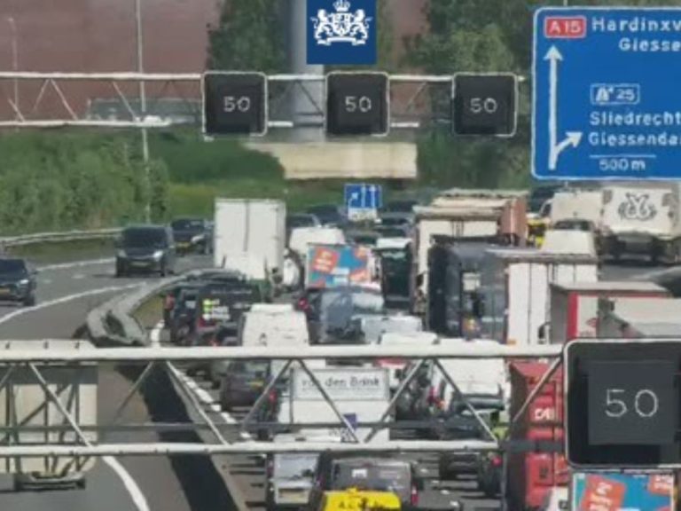 File door ongeluk bij Hardinxveld, weg weer vrij