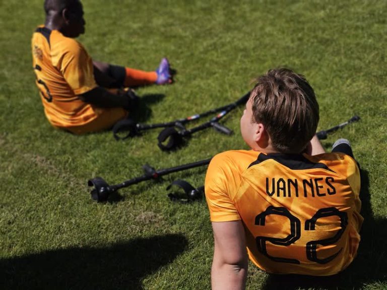 Amputatievoetbal: Eén been minder, maar geen stap terug