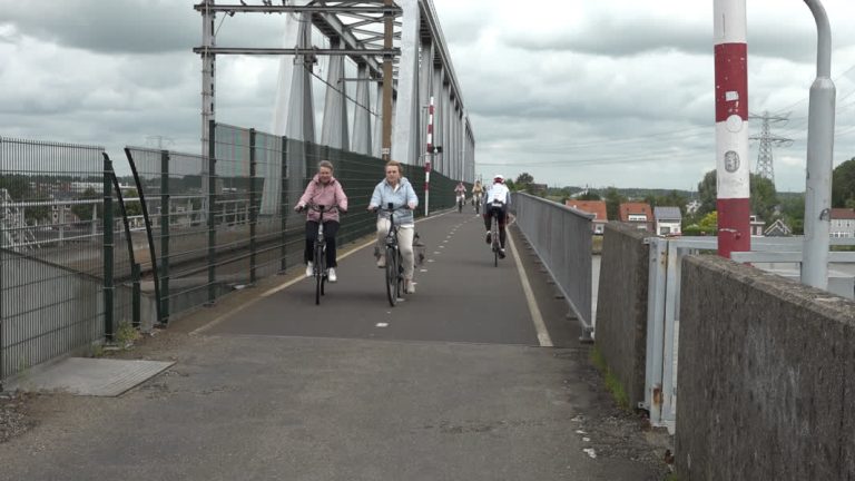 Een pont moet afsluiting Baanhoekbrug verlichten: ‘De hulpdiensten hebben hem keihard nodig’ (Video)