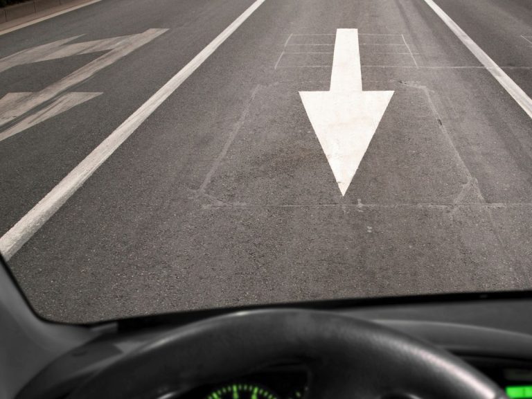 Politie stopt spookrijder op A16