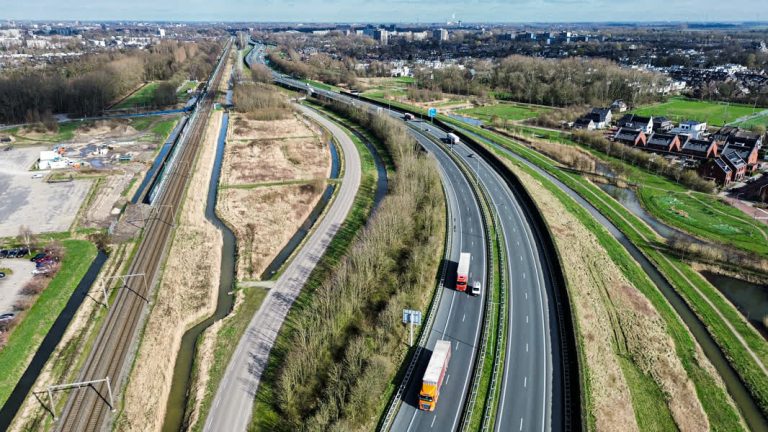 N3 tussen Papendrecht en Dordrecht Sterrenburg meerdere malen afgesloten