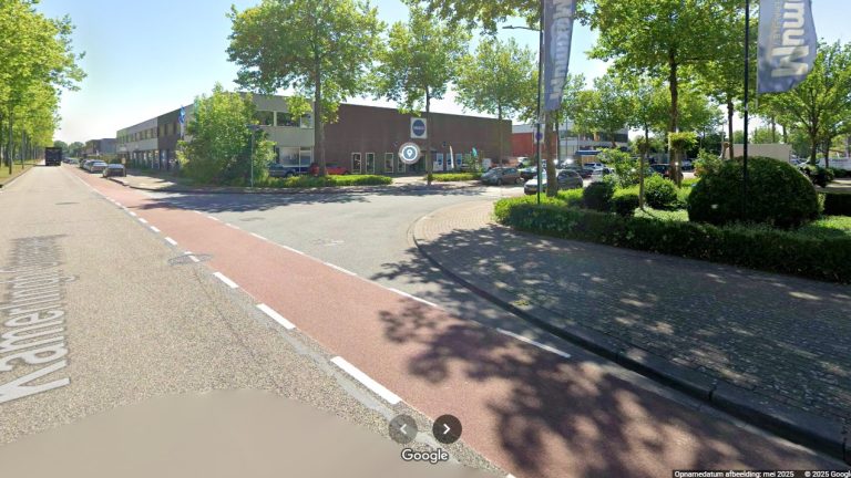 Flinke botsing Dordrecht, beide auto’s weggesleept
