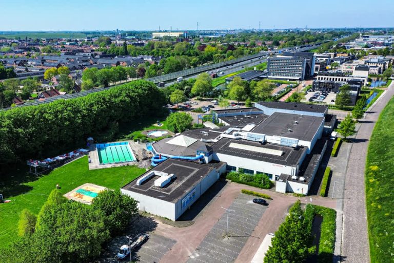 Hardinxveld-Giessendam gaat tóch meebetalen aan gezamenlijk zwembad