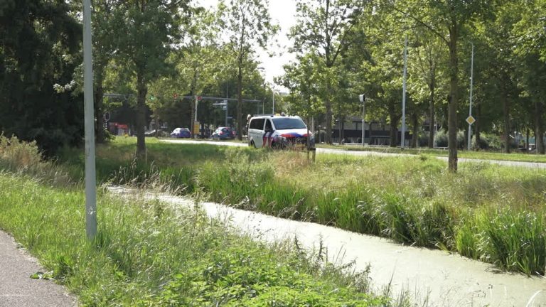 Hulpdiensten massaal uitgerukt voor fiets langs sloot bij BK-weg