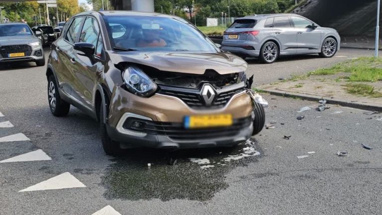 Schade aan auto’s na botsing