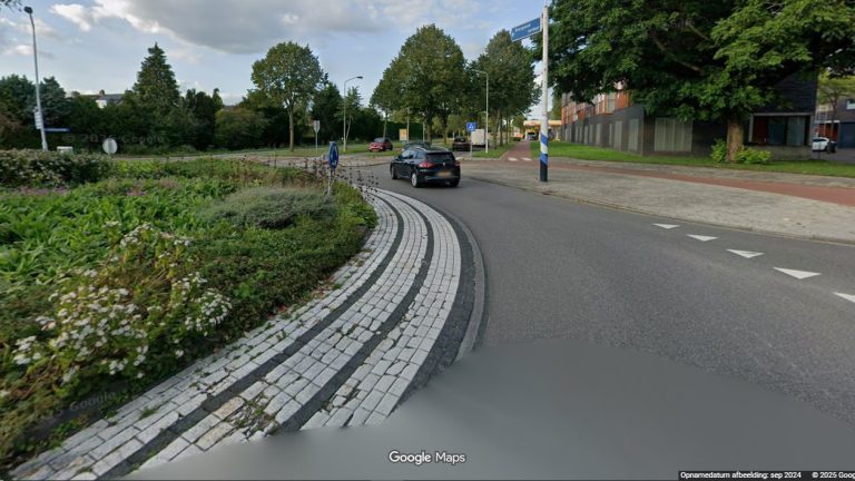 Vrouw aangereden op zebrapad