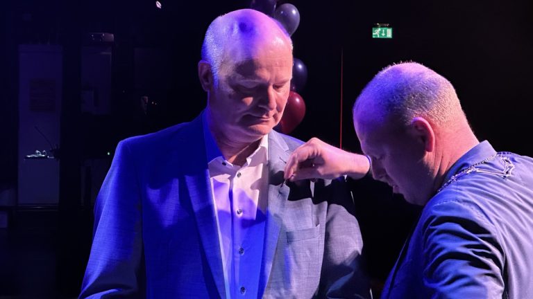 Artiesten en sprekers loven theaterdirecteur Erik Groeneweg