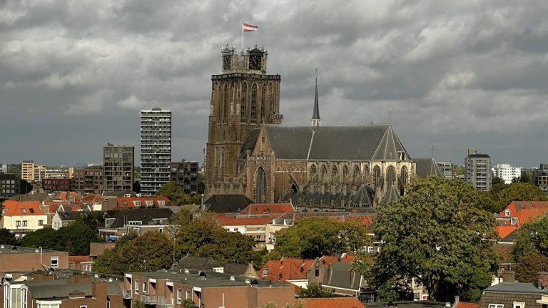 Dordtse binnenstad rond feestdagen goed bereikbaar met OV en fiets