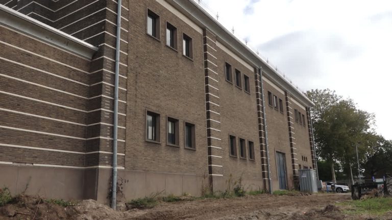 Dit monumentale schakelstation herbergt binnenkort tientallen bewoners (Video)