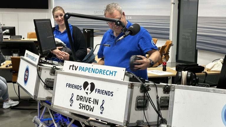 Levenswerk van RTV Papendrecht-vrijwilliger gestolen uit garage: ‘Ik kon het gewoon niet geloven’