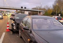 Grote vertraging door klein ongeluk op A15