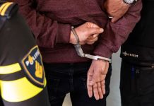 Ridderkerker (16) vast na beroving met vuurwapen