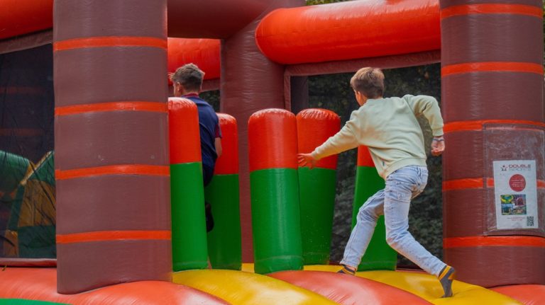 Kidzz United houdt springkussenfestijn