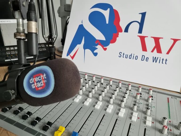 Riet Duykers in Studio De Witt