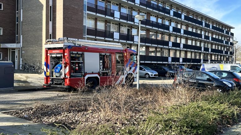 Brand in Staringlaan jaagt bewoners hun huis uit