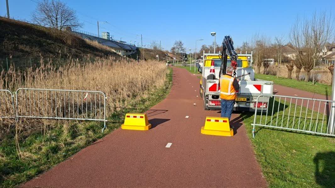 Baanhoekbrug per direct dicht voor auto’s vanwege zwakke plek; wel open voor fietsers