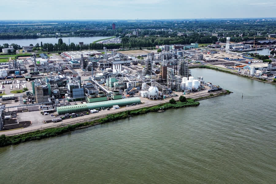 Nieuwe massaclaim tegen Chemours op komst: ‘Stoppen, opruimen en schade vergoeden’