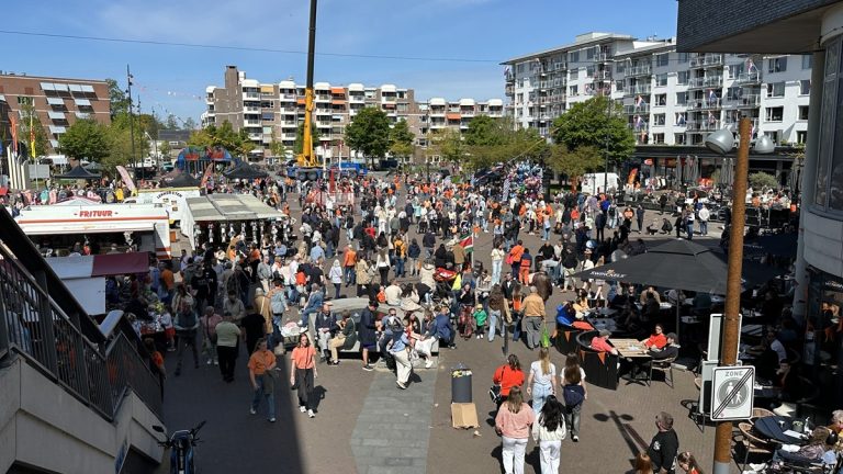 Drukke Koningsdag in Papendrecht; vechtpartij veroorzaakt onrust