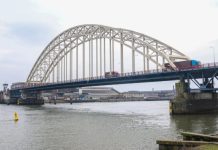 Brug over de Noord even gestremd