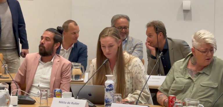 Formateur gaat werken aan coalitie PVV, VVD en OP (nu met video)