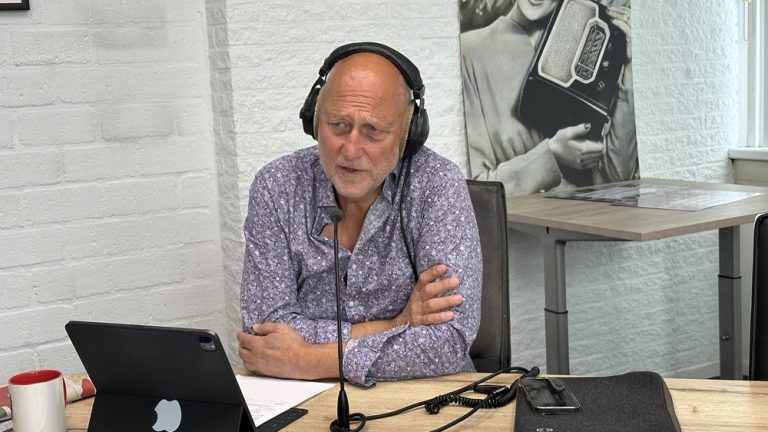 Oud-profvoetballer Michel Valke te gast in Studio De Witt