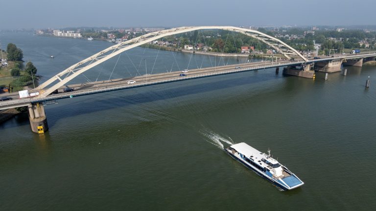 Tijdelijke veerdiensten starten bij afsluiting Papendrechtsebrug