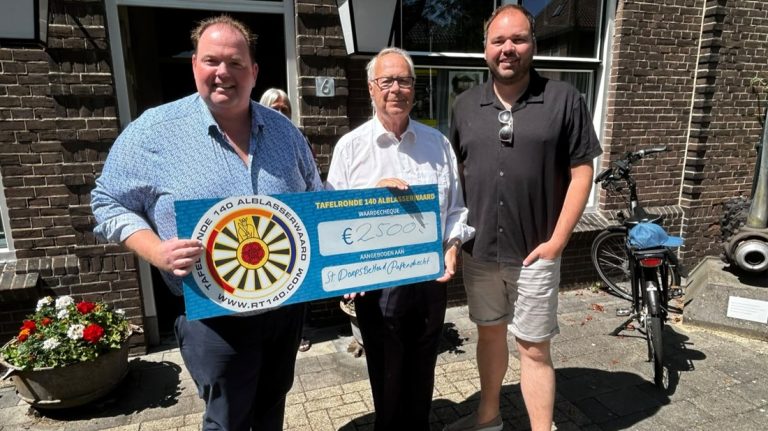 Stichting Dorpsbehoud ontvangt donatie van 2.500 euro