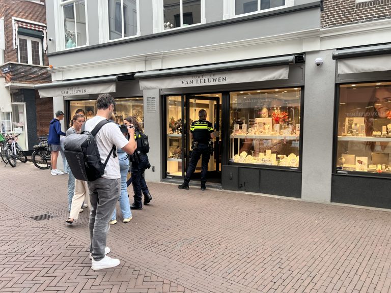Overval op juwelier, daders fietsen weg op fatbike