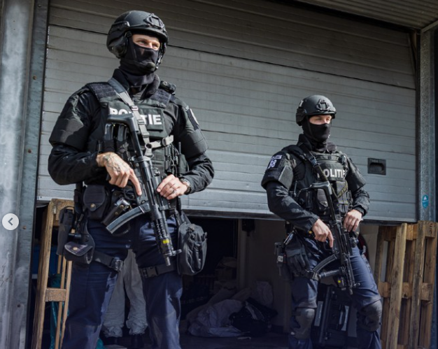 POLITIE DRUGS2