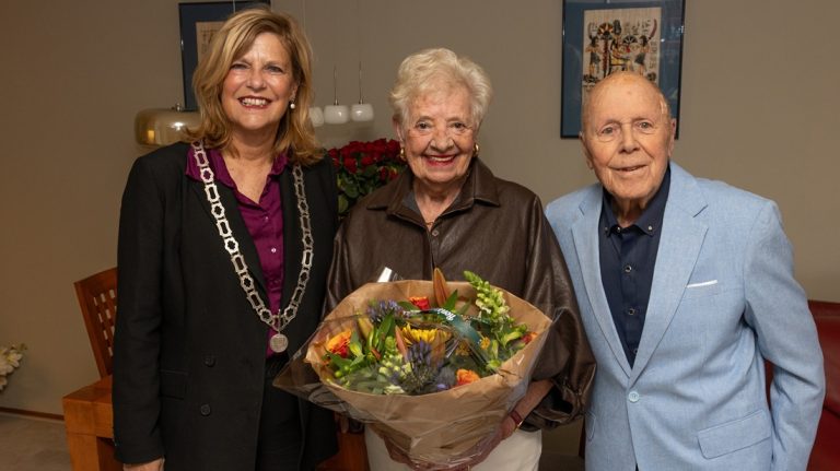Echtpaar Reijswoud viert 65-jarig huwelijk